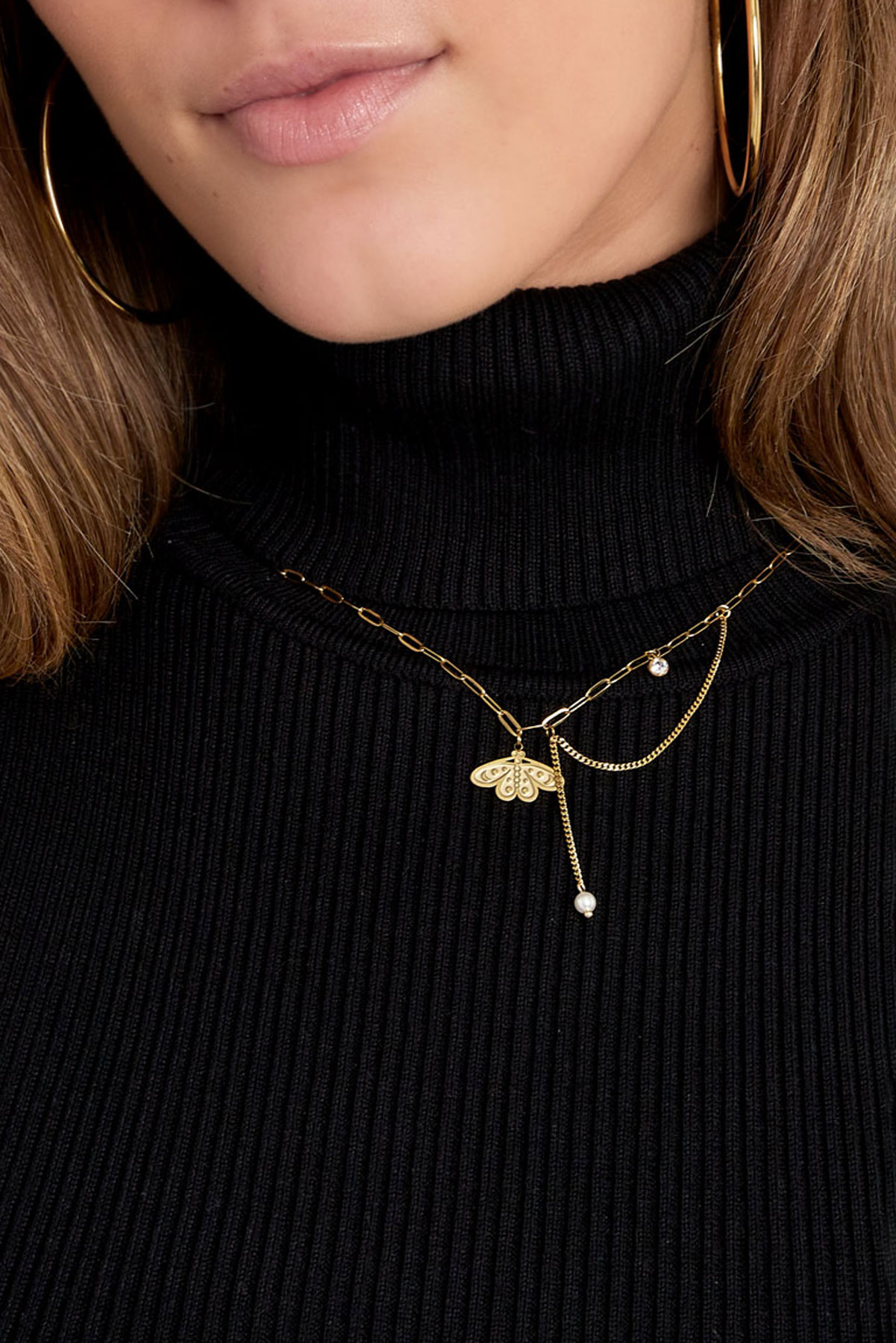 Halskette mit Schmetterlingsanhänger – Gold h5 Bild3